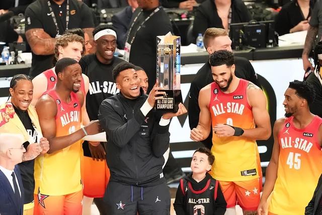 福布斯成为MVP，NBA全明星阵容公布